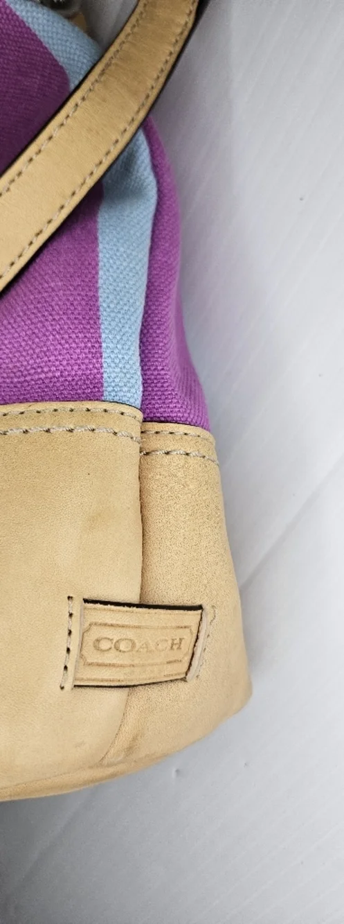 Vintage Y2K Coach Hamptons Legacy Stripe Rainbow Crossbody Shoulder Bag #19389 .
